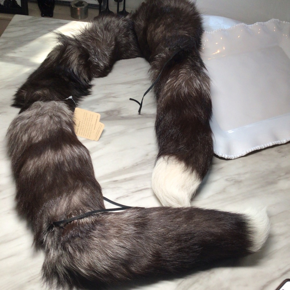 Fur Hat World Genuine 80" Silver Fox Fur BOA Scarf Made in Canada NWT